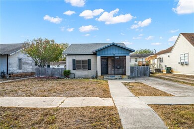 1205 10th St, Corpus Christi, TX 78404 - photo 2