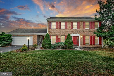 2299 N Point Dr, York, PA 17406 - photo 3