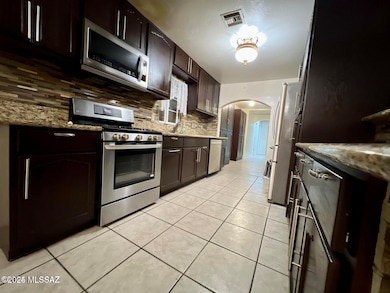 425 E 35th St, Tucson, AZ 85713 - photo 4