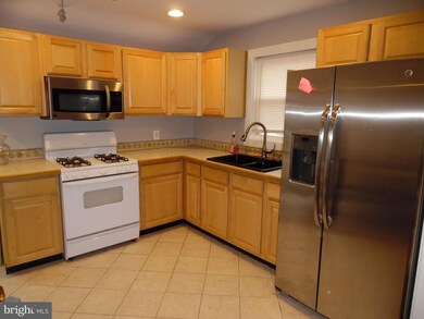 2908 Weisman Rd, Silver Spring, MD 20902 - photo 4