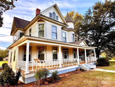 4689 Lakeview Acres Rd, Valdese, NC 28690 - photo 5