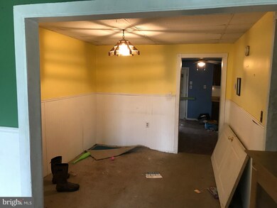 810 Plane St, Columbia, PA 17512 - photo 3