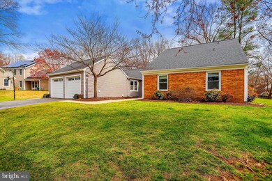 1410 Knights Bridge Turn, Crofton, MD 21114 - photo 3