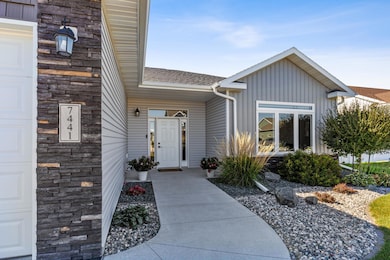 7441 15th St S, Fargo, ND 58104 - photo 3