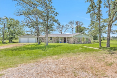 21356 Texas 90, Bedias, TX 77831 - photo 2