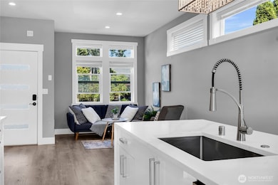 1315 Astor St, Bellingham, WA 98225 - photo 7