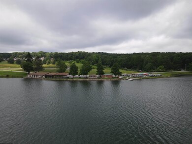 138 Day Lily Cir, Terra Alta, WV 26764 - photo 6