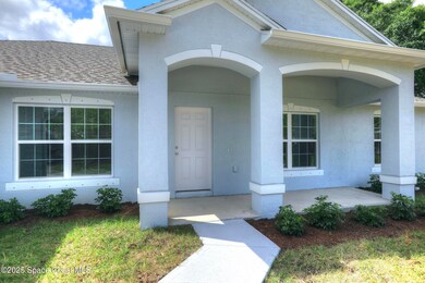 426 Lanfair Ave, Sebastian, FL 32958 - photo 5