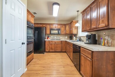 12221 Pecan Ln, San Angelo, TX 76904 - photo 7