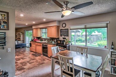 2911 Squire Ave, Redding, CA 96002 - photo 5