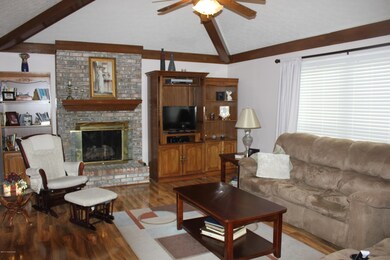 360 Newman Way, Mount Washington, KY 40047 - photo 2