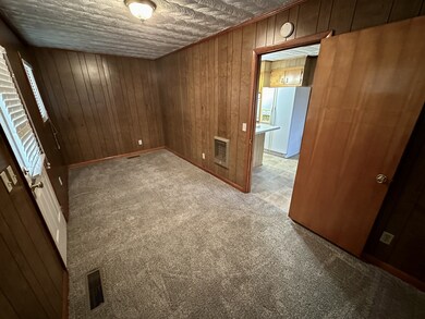 329 Poplar Dr, Red Boiling Springs, TN 37150 - photo 4