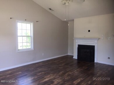 601 Huff Dr, Jacksonville, NC 28546 - photo 2