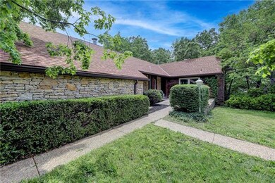 8401 Pflumm Rd, Lenexa, KS 66215 - photo 2