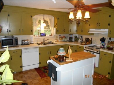 10 Dexter Hill Rd, Claremont, NH 03743 - photo 6