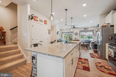 23832 Myrtle Glen Way, California, MD 20619 - photo 4