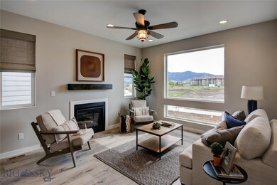 Pictures of Similar Model Unit