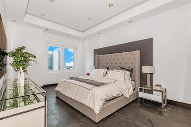 Roney Palace unit 1605, Miami Beach, FL 33139 - photo 5