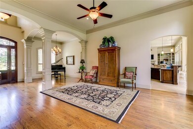 LARGE FORMAL LIVING ROOM