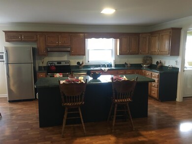 114 Goose Creek Rd, Shelbyville, TN 37160 - photo 5