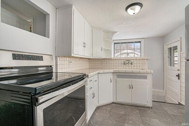 1339 E Bowman St, South Bend, IN 46613 - photo 6