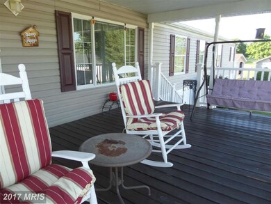 312 Runnymeade Rd, Bunker Hill, WV 25413 - photo 6