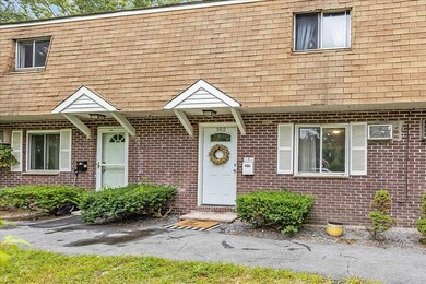 120 Thissell Ave unit 102, Dracut, MA 01826 - photo 2