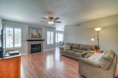 Family Room (1)