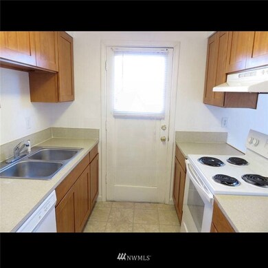 2260 I St NE, Auburn, WA 98002 - photo 3