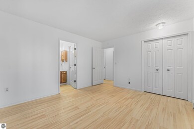 540 Georgetown Place unit 25, Traverse City, MI 49684 - photo 4