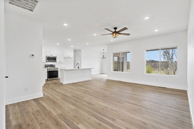 1809 Vicksburg Passage, Republic, MO 65738 - photo 3