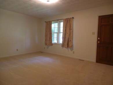 311 Lakeshore Dr, Gaffney, SC 29341 - photo 6