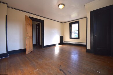 662 Spruce St, Morgantown, WV 26505 - photo 3