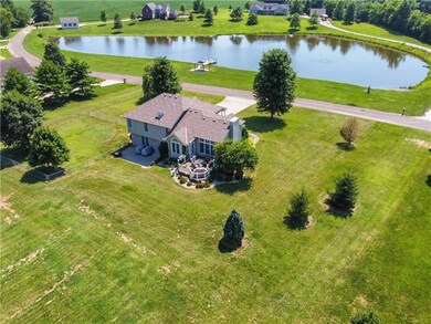 6637 SE Dakota Trail, Saint Joseph, MO 64507 - photo 2