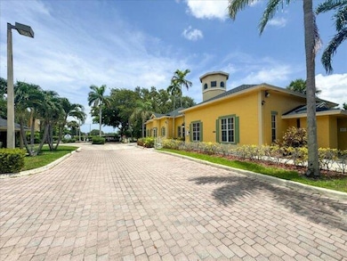 1104 Meadows Cir unit 1104, Boynton Beach, FL 33436 - photo 2