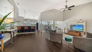 5260 Heron Way unit 202, Sarasota, FL 34231 - photo 5