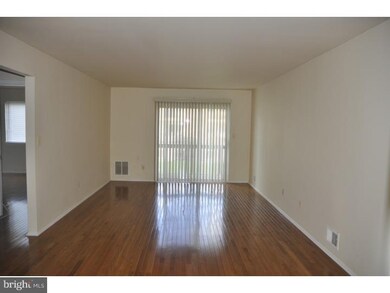 307 Dove Ct, Lumberton, NJ 08048 - photo 4