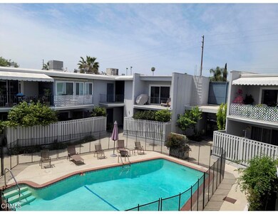 6130 Coldwater Canyon Ave unit 13, North Hollywood, CA 91606 - photo 3