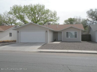 216 Valle Vista Dr, Farmington, NM 87401 - photo 2