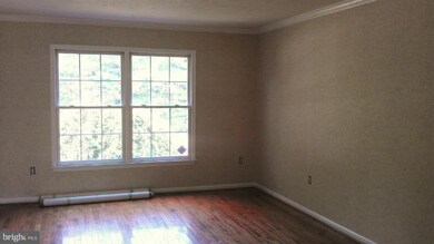 1212 Fairchild Ave, Hagerstown, MD 21742 - photo 2