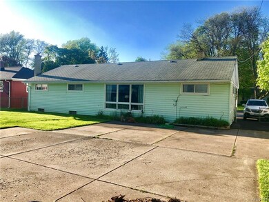 39 Donald Dr, North Tonawanda, NY 14120 - photo 3