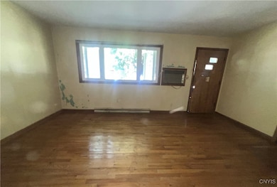 210 Ruth St, Minoa, NY 13116 - photo 3