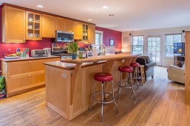 55 Marlboro St, Newburyport, MA 01950 - photo 5