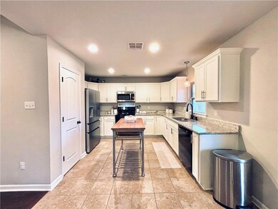 325 Ashton Oaks Ln, Luling, LA 70070 - photo 4