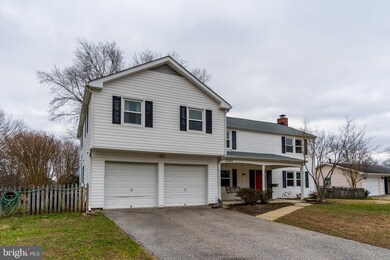 12305 Rustic Hill Dr, Bowie, MD 20715 - photo 3