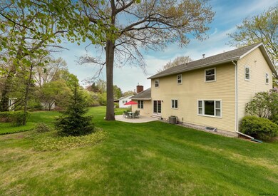 7 White Fir Dr, Albany, NY 12211 - photo 2