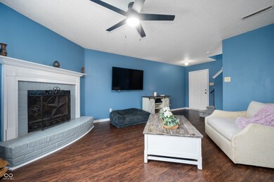 8395 S Firefly Dr, Pendleton, IN 46064 - photo 4