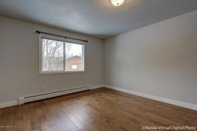 914 Jayme Ct, Anchorage, AK 99518 - photo 7
