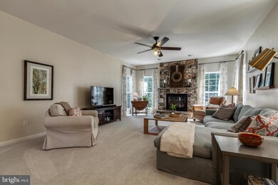 9635 Looking Glass Ct, Bristow, VA 20136 - photo 5