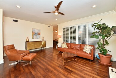 205 Litchfield Ln, Houston, TX 77024 - photo 5